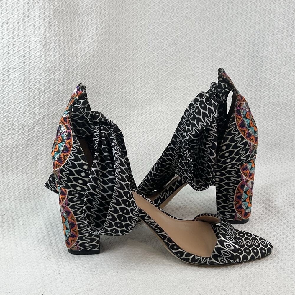 INC International Concepts Bow Tie Block Heel Sandals Women’s 7.5M Boho - Picture 2 of 11